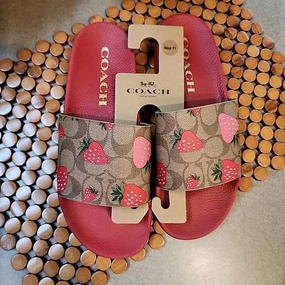 Coach Uli Sport Slide Signature Wild Strawberry Size: Women's / US 11/ - Picture 3 of 4